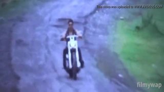 Sana Khan sexy hot video in Wajah Tum Ho
